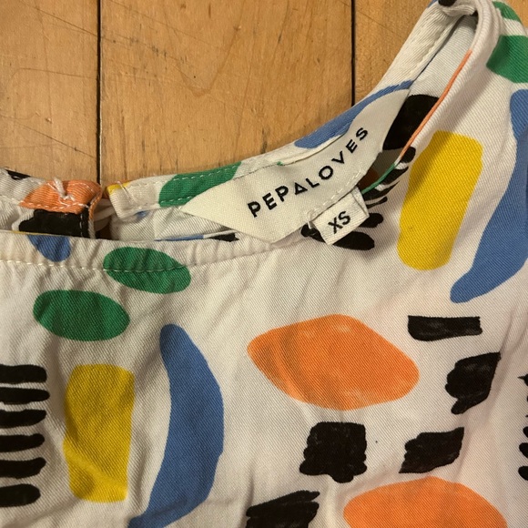 *SOLD* Patterned blouse top - Picture 3 of 4